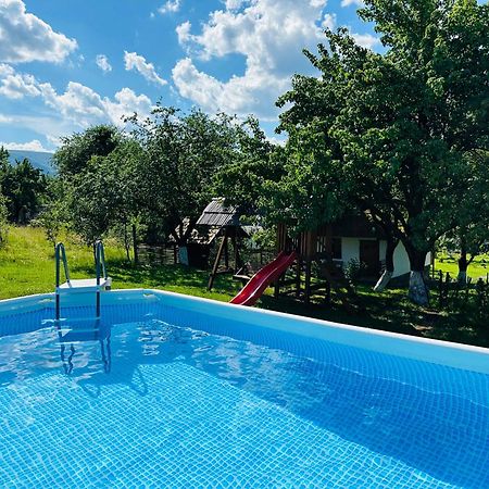 Еко Дім З Соломи Villa โซโลไชน์ ภายนอก รูปภาพ