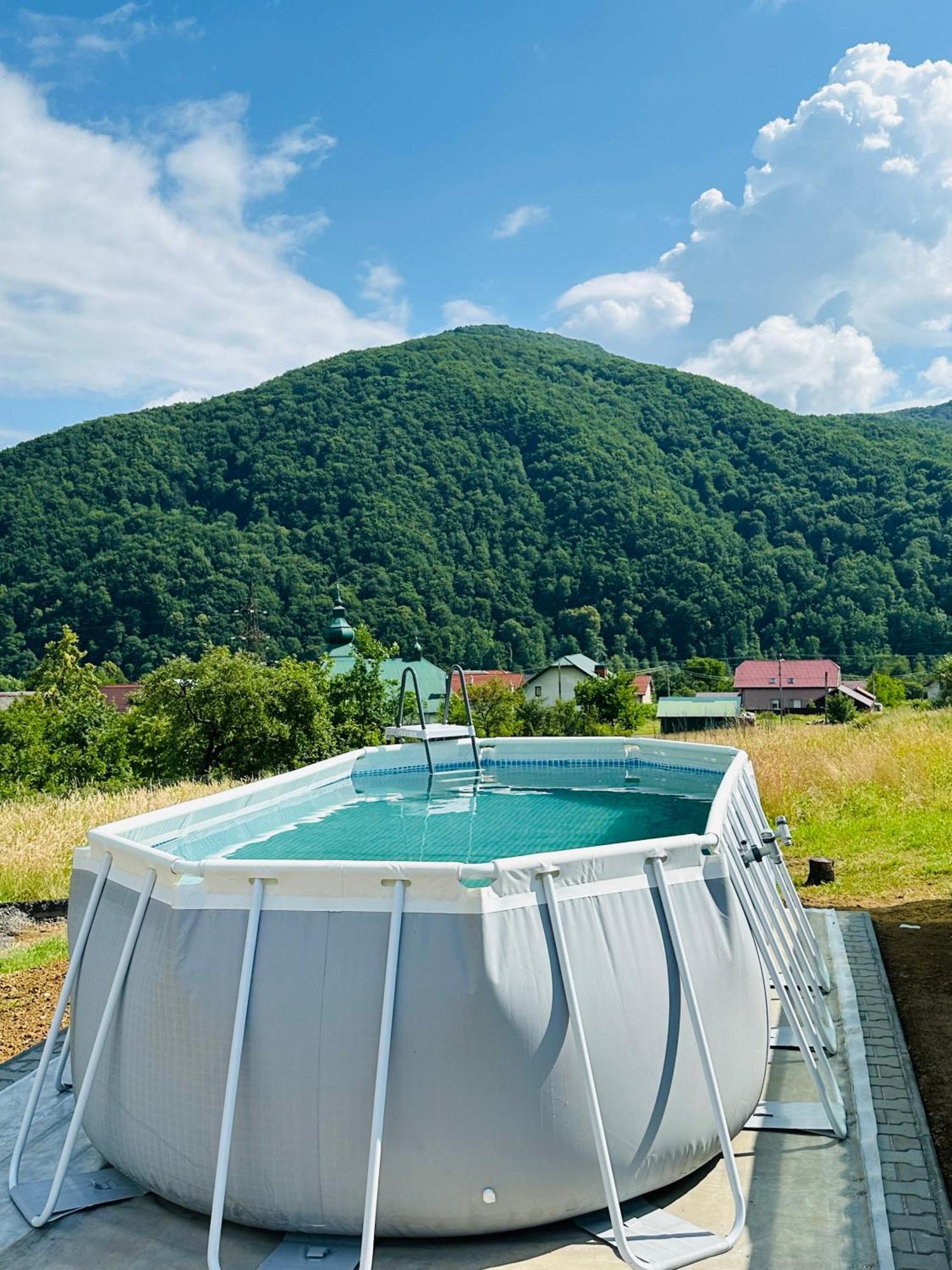 Еко Дім З Соломи Villa โซโลไชน์ ภายนอก รูปภาพ